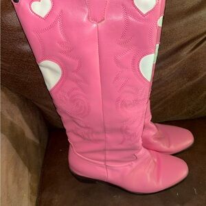 Not sure what brand, found these gems while thrifting 🩷